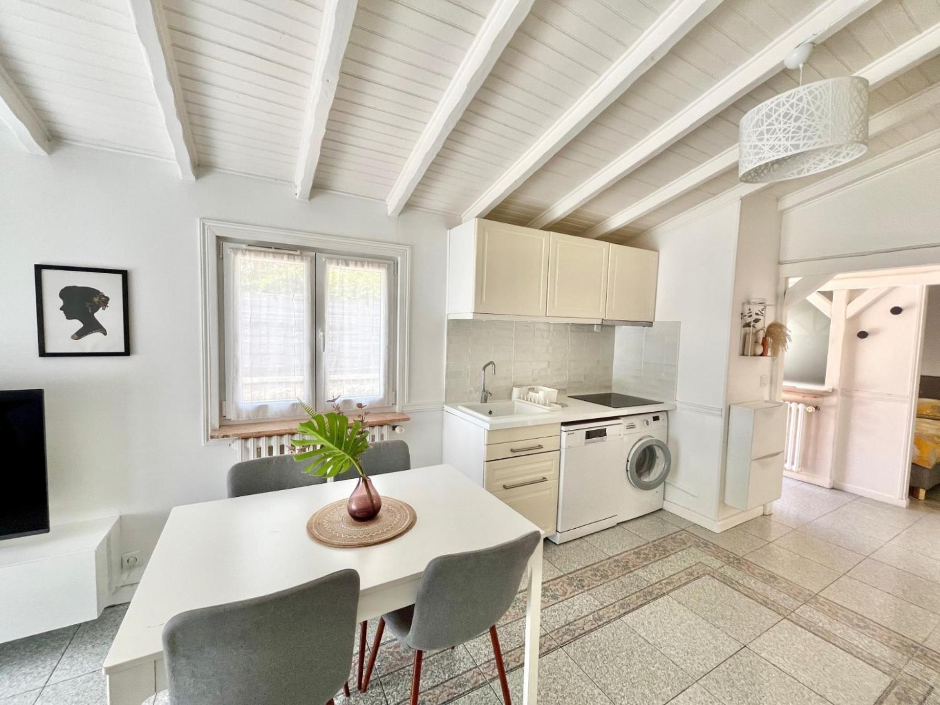 Little House 2 Bedrooms -terrace, Center Near Paris And Orly Holiday home Antony