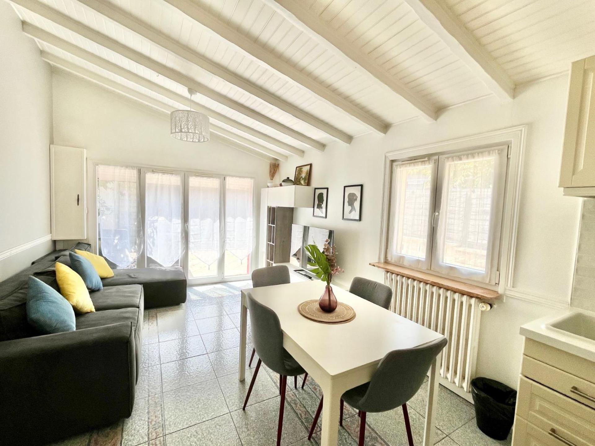 Holiday home Little House 2 Bedrooms -terrace, Center Near Paris And Orly